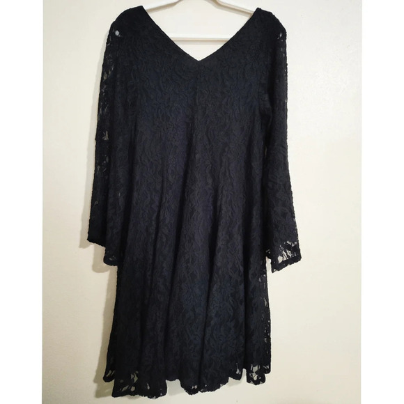 Torrid Black Mini Lace Bell Trapeze Dress Size 1x - Picture 3 of 5